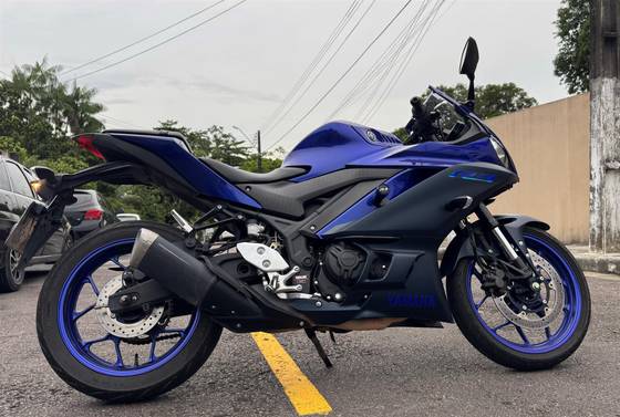 YAMAHA YZF R3 ABS YAMAHA YZF R3 ABS